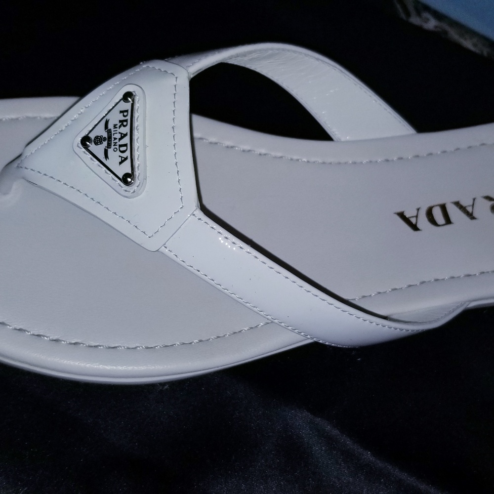 Prada women sandals - Picture 3 of 4